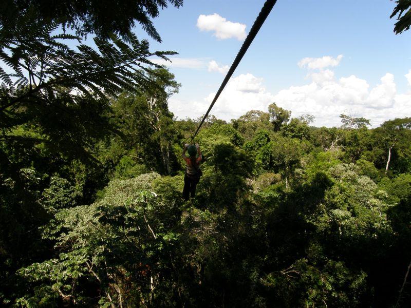 Jízda v korunách stromů - Vodopády Iguazu (Argentina)