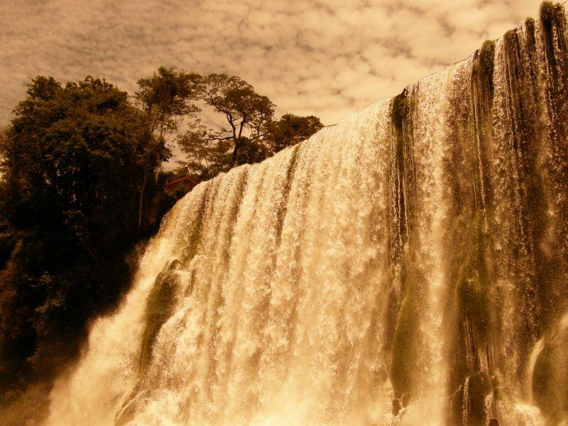 Pod padajícími vodami Paraná 2 - Vodopády Iguazu (Argentina)