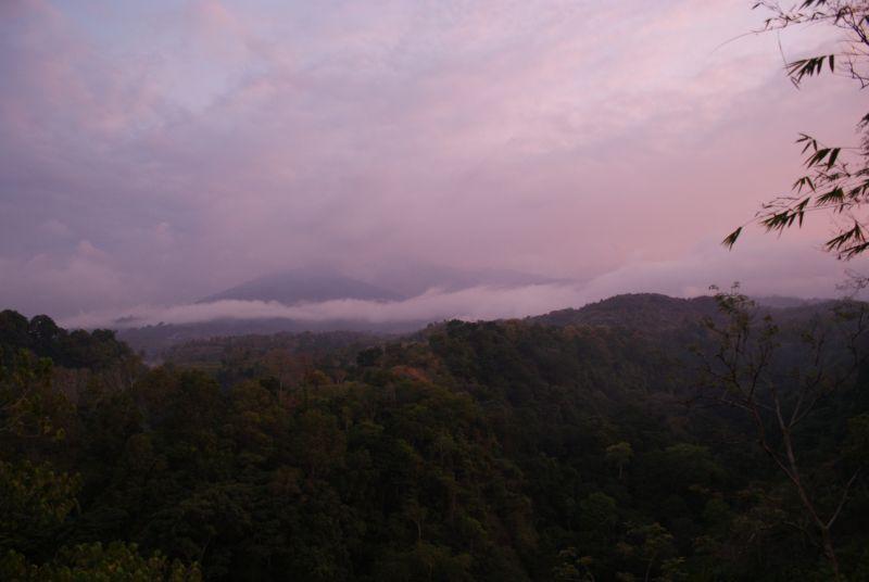 Soumrak na sopkou - Indonésie- Lombok