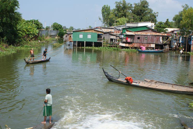 Cestou ven z Phnompenhu II - Kambodža- Phnompenh a okolí