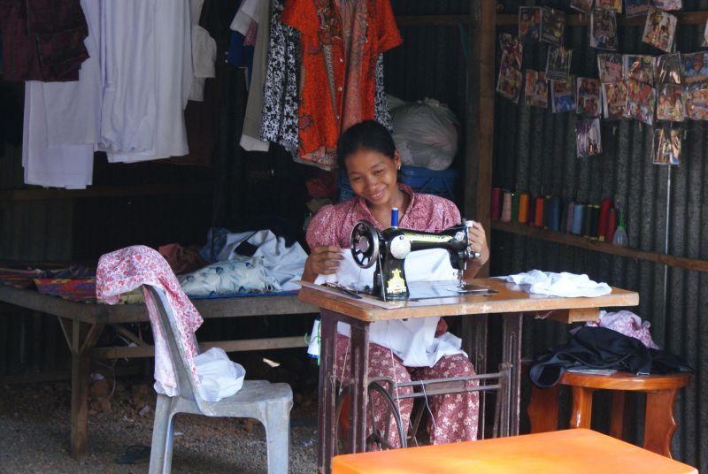 Cambodia- capital Phnomhpenh and its surroundings photo no. 35