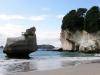 Kámen v moři na Cathedral Cove - Nový Zéland