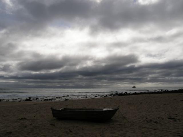 Loďka u Hot Spring Beach - Nový Zéland